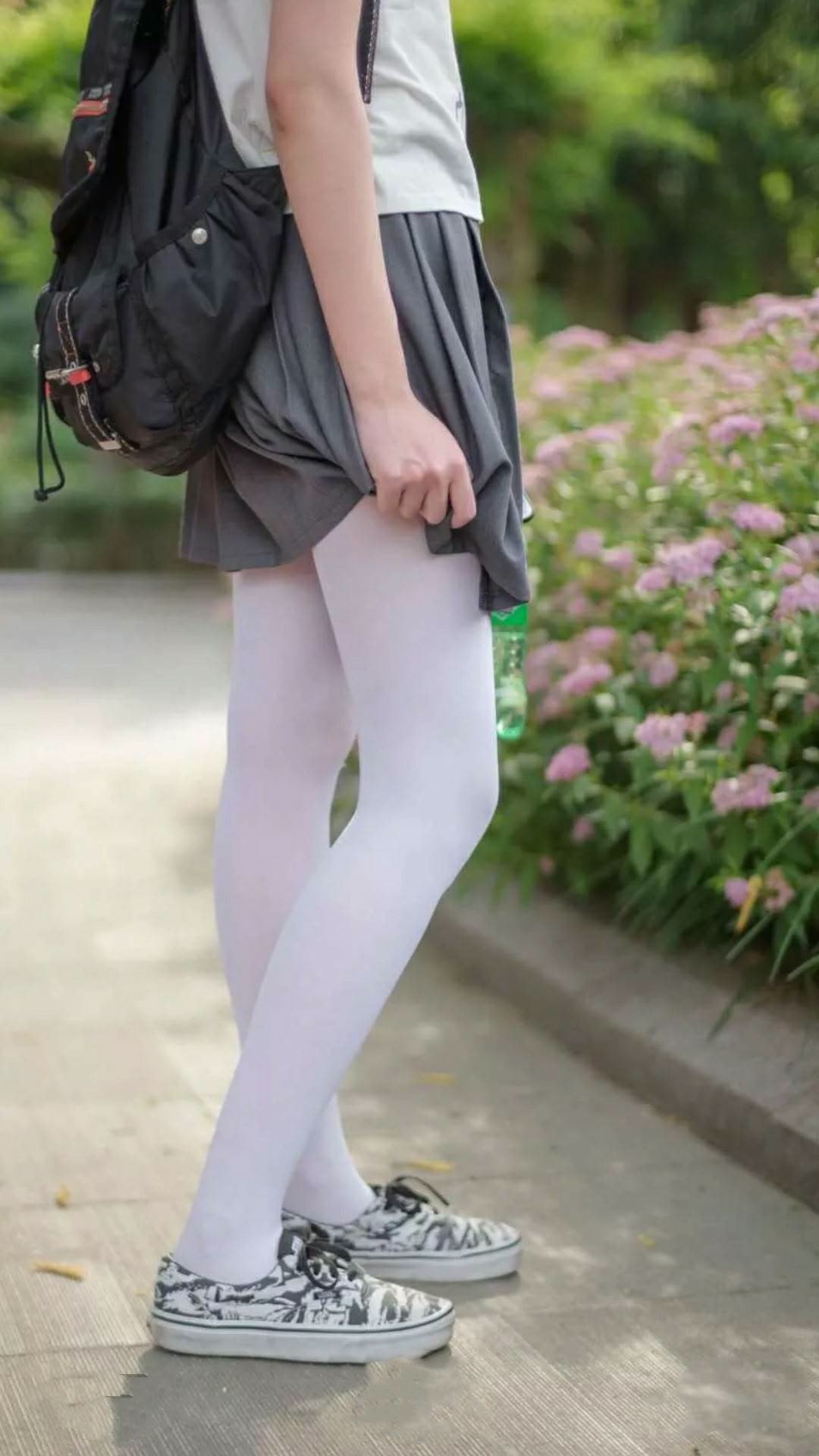 维尔·冯·威克：南非队锋线的力量源泉，为团队注入攻击活力，温·维尔冯